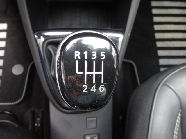 Renault - CAPTUR Energy TCe 120 Initiale