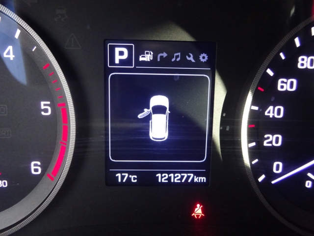 Hyundai - TUCSON 1,7 CRDi Go DCT