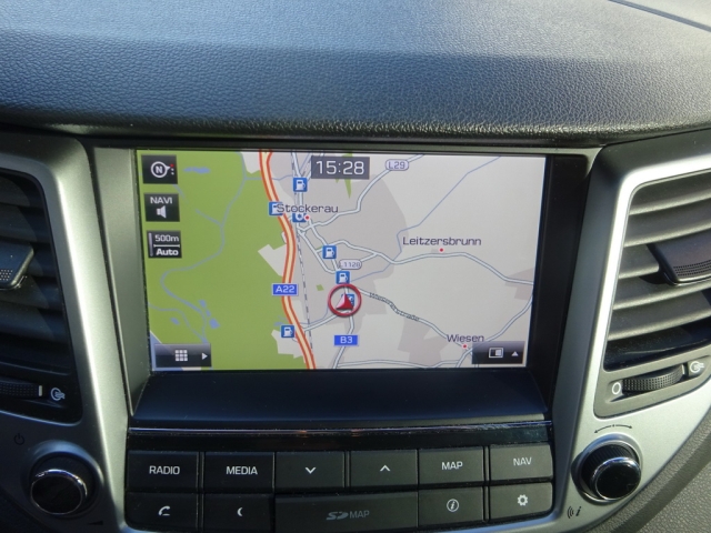 Hyundai - TUCSON 1,7 CRDi Go DCT