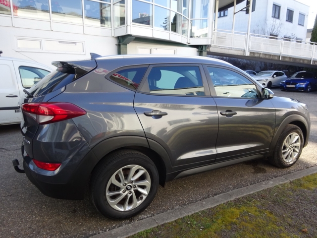 Hyundai - TUCSON 1,7 CRDi Go DCT