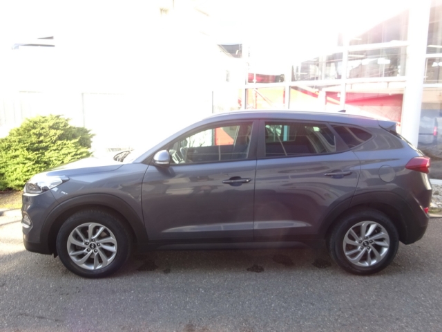 Hyundai - TUCSON 1,7 CRDi Go DCT