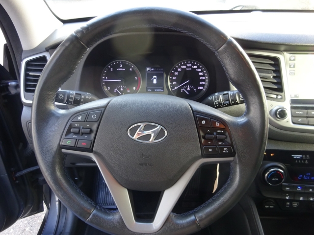 Hyundai - TUCSON 1,7 CRDi Go DCT