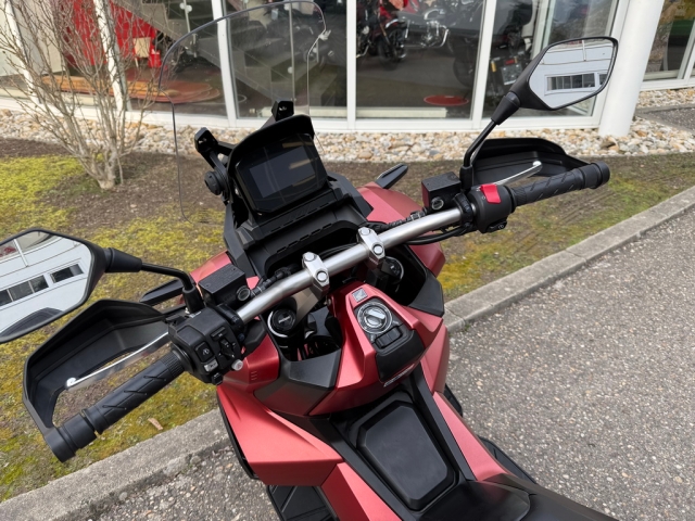 Honda - ADV 350 mit SMART Top-Box