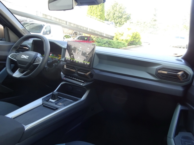 Dacia - BIGSTER EXTREME HYBRID 155