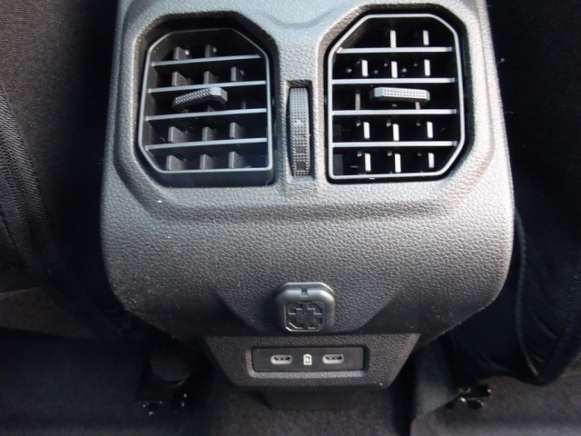 Dacia - BIGSTER EXTREME HYBRID 155