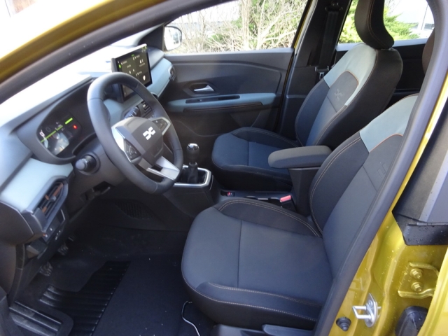 Dacia - SANDERO STEPWAY EXTREME TCe 110