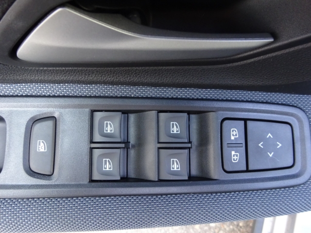 Dacia - SANDERO STEPWAY EXPRESSION TCe 110