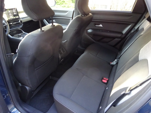 Dacia - BIGSTER Journey Hybrid 155