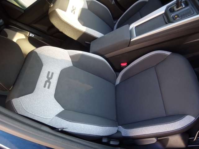 Dacia - BIGSTER Journey Hybrid 155