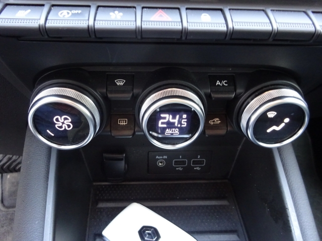 Renault - CAPTUR TCe 130 EDC Intens