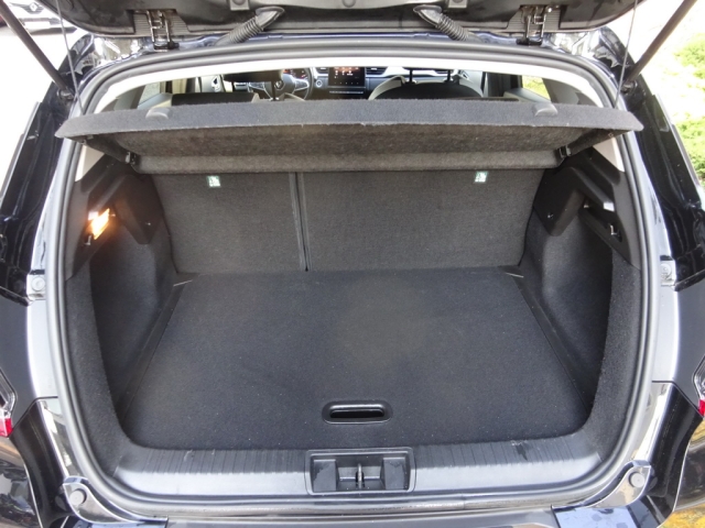 Renault - CAPTUR TCe 130 EDC Intens