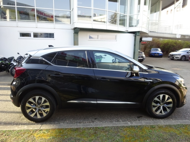 Renault - CAPTUR TCe 130 EDC Intens