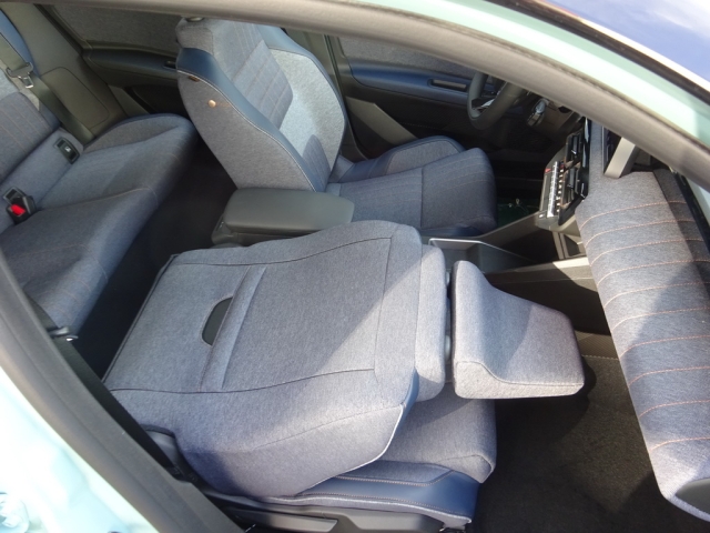 Renault - RENAULT 4 E-TECH ELECTRIC Techno 150 PS comfort range