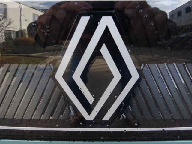 Renault - RENAULT 4 E-TECH ELECTRIC Techno 150 PS comfort range