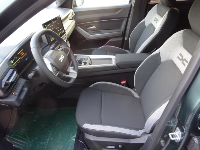 Dacia - BIGSTER JOURNEY HYBRID 155