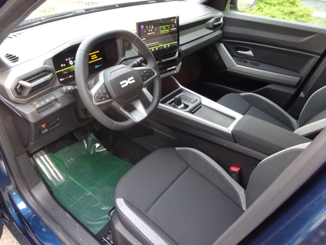 Dacia - BIGSTER JOURNEY HYBRID 155