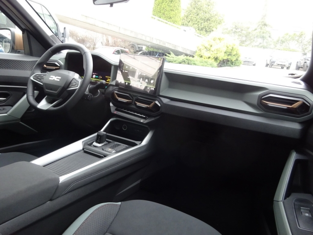 Dacia - BIGSTER EXTREME HYBRID 155