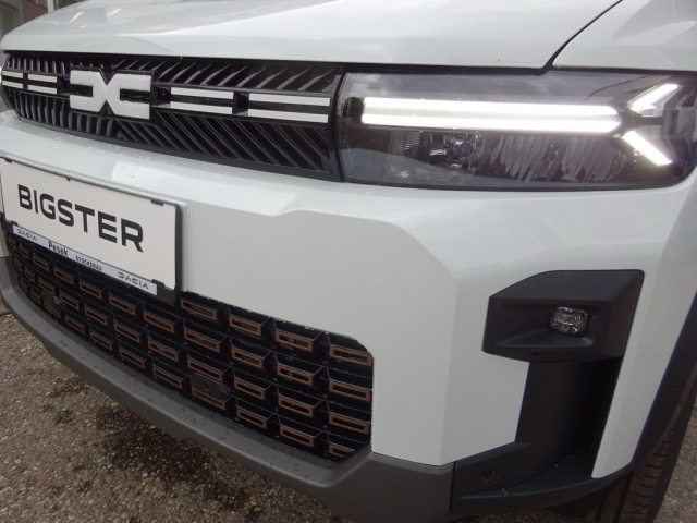 Dacia - BIGSTER EXTREME HYBRID 155