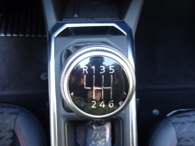 Renault - CLIO TECHNO TCe 115