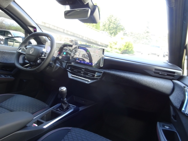 Renault - CLIO TECHNO TCe 115