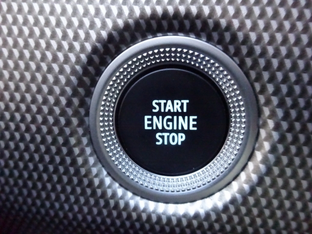 Renault - ARKANA Intens E-Tech Hybrid 145