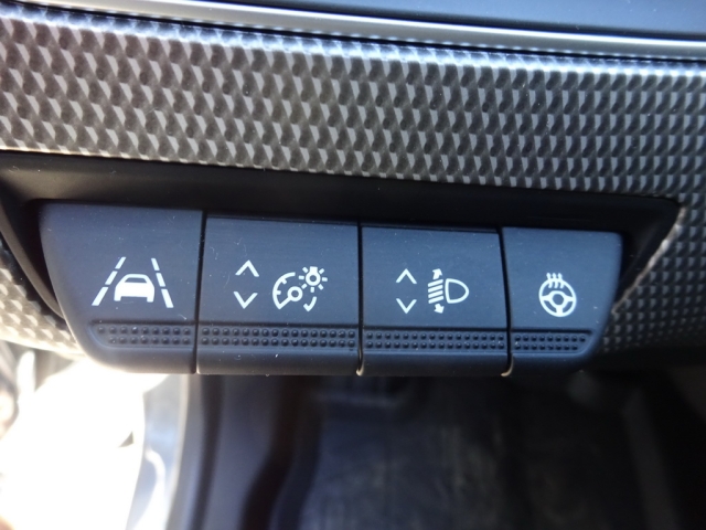 Renault - ARKANA Intens E-Tech Hybrid 145