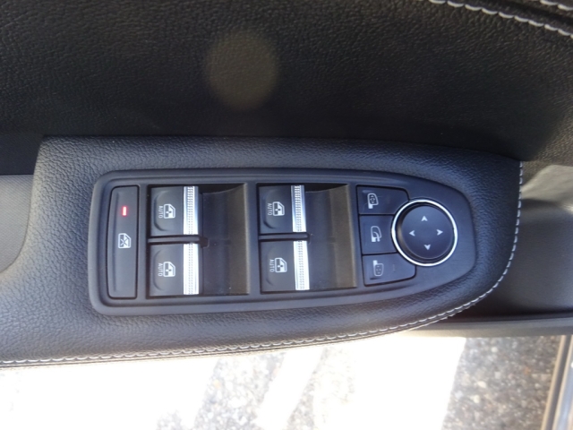 Renault - ARKANA Intens E-Tech Hybrid 145