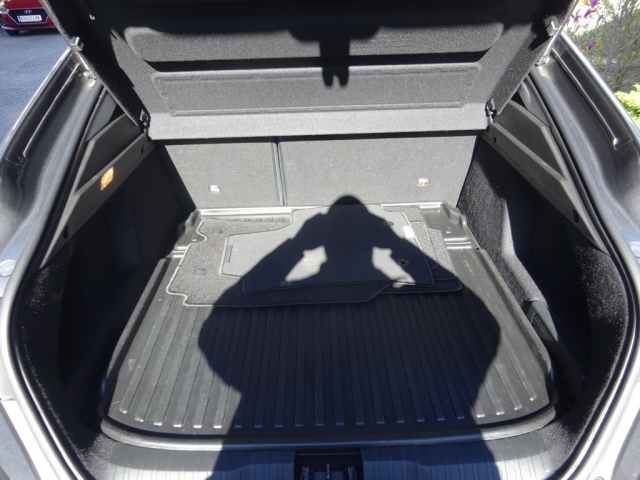 Renault - ARKANA Intens E-Tech Hybrid 145