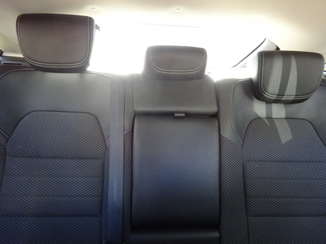 Renault - ARKANA Intens E-Tech Hybrid 145