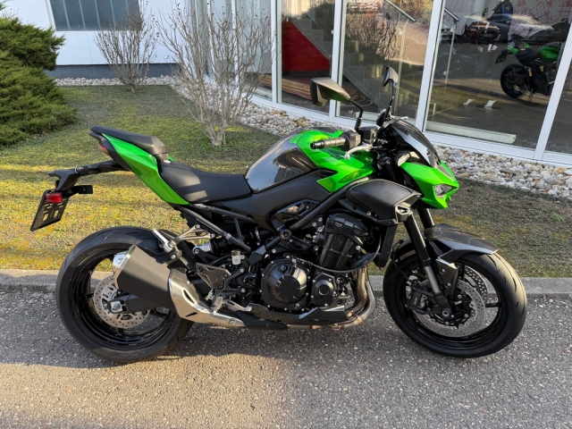 Kawasaki - Z 900