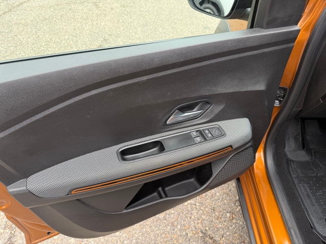 Dacia - SANDERO STEPWAY COMFORT TCe 90