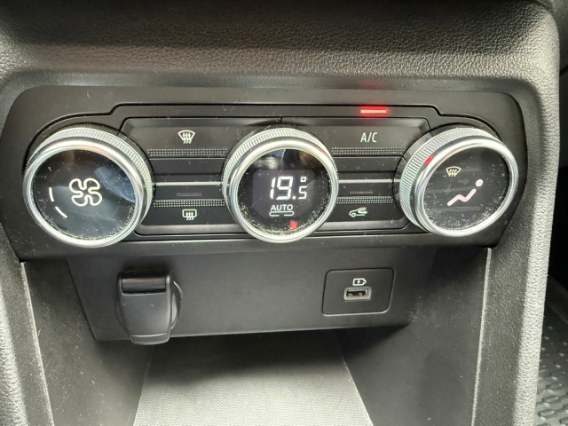 Dacia - SANDERO STEPWAY COMFORT TCe 90