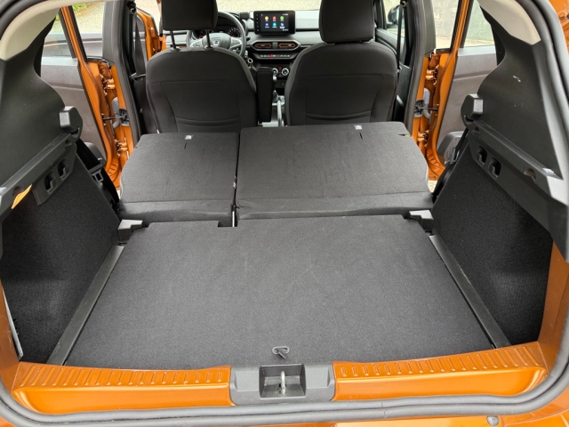 Dacia - SANDERO STEPWAY COMFORT TCe 90