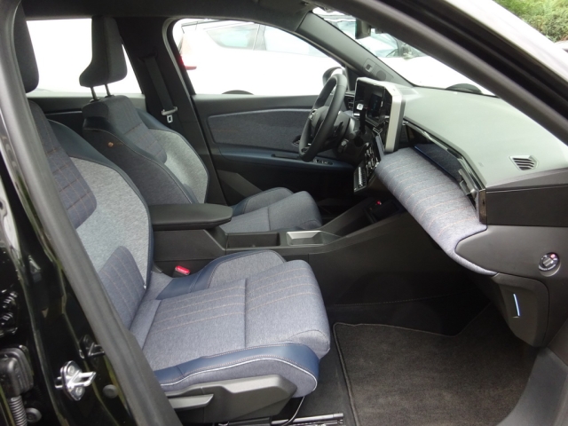 Renault - RENAULT 4 E-TECH ELECTRIC Techno 150 PS comfort range