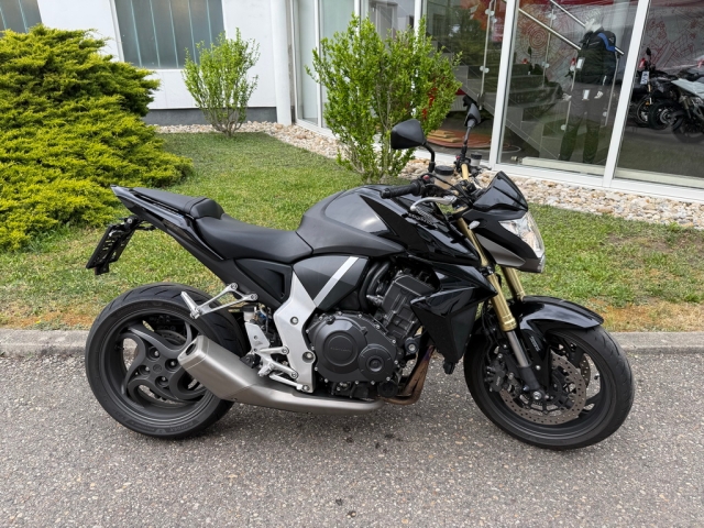 Honda - CB 1000R