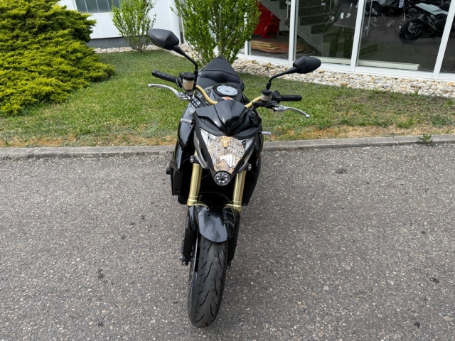 Honda - CB 1000R