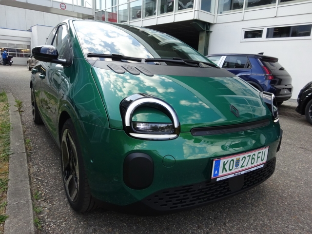 Renault - TWINGO E-TECH ELECTRIC Techno 80 PS urban range