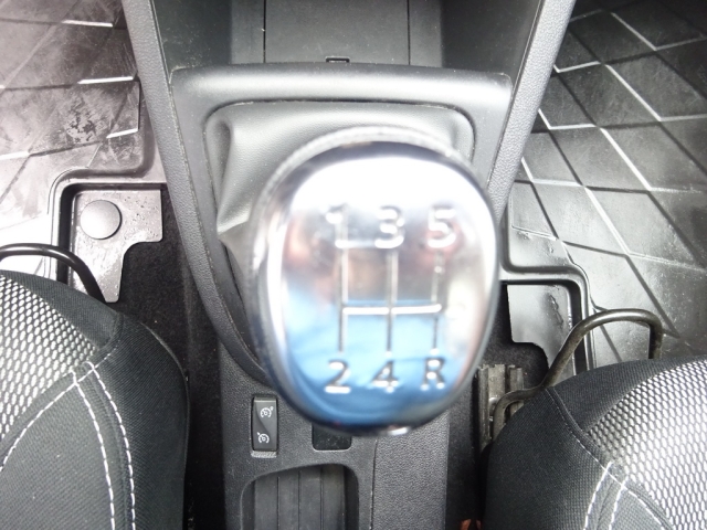 Renault - CLIO LIFE TCe 75 (2LF9H)