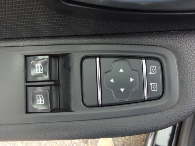 Renault - CLIO LIFE TCe 75 (2LF9H)