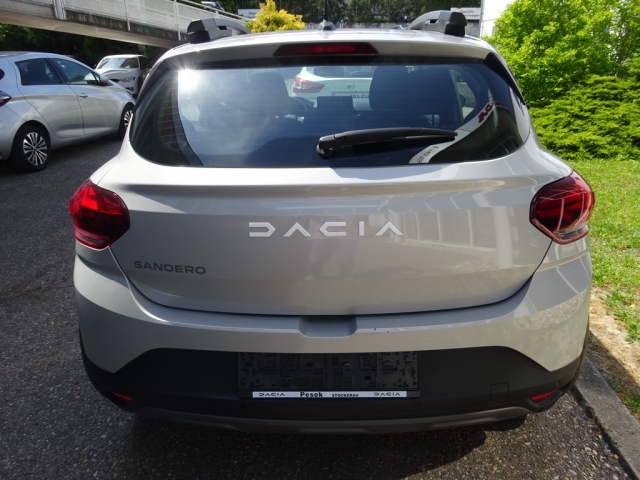 Dacia - SANDERO STEPWAY EXPRESSION TCe 110 (SMB MD 6U S)