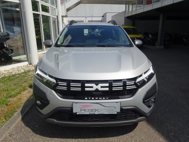 Dacia - SANDERO STEPWAY EXPRESSION TCe 110 (SMB MD 6U S)