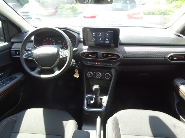 Dacia - SANDERO STEPWAY EXPRESSION TCe 110 (SMB MD 6U S)