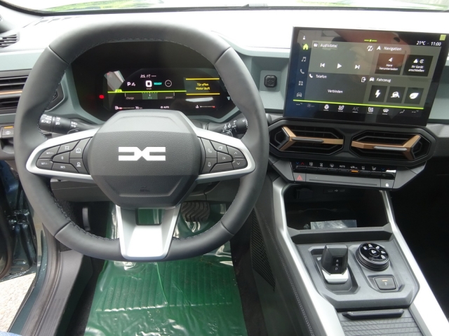 Dacia - BIGSTER EXTREME HYBRID 150 4X4