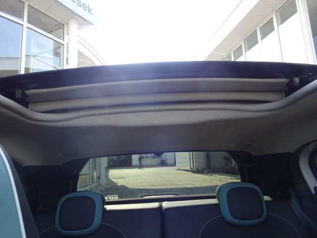 Renault - TWINGO III La Parisienne TCe 90 EDC EURO6-b