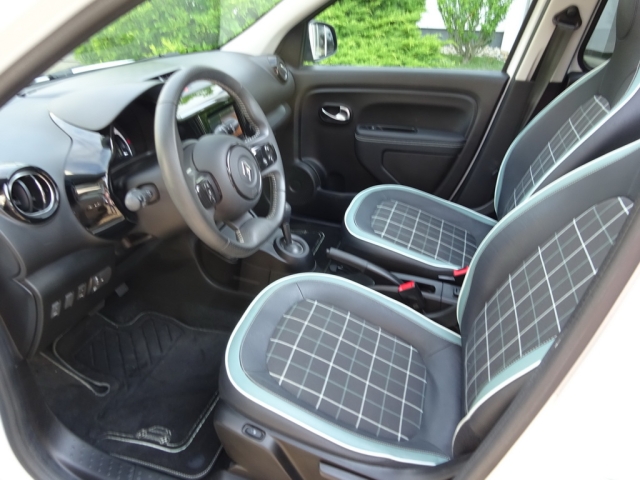 Renault - TWINGO III La Parisienne TCe 90 EDC EURO6-b