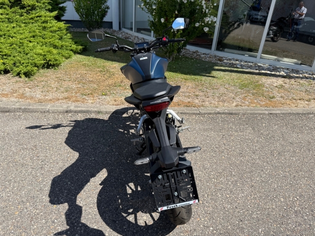 Honda - CB 125R