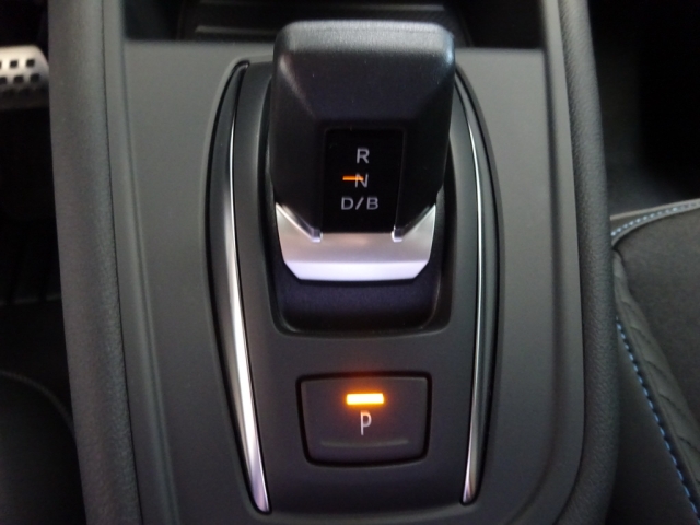 Renault - CAPTUR ESPRIT ALPINE E-TECH FULL HYBRID 160