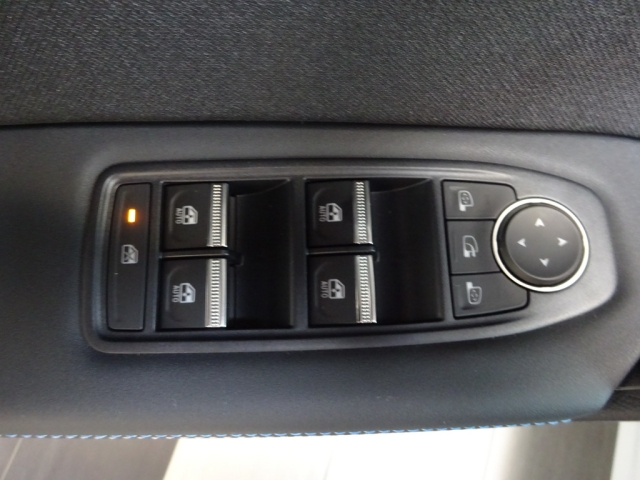 Renault - CAPTUR ESPRIT ALPINE E-TECH FULL HYBRID 160
