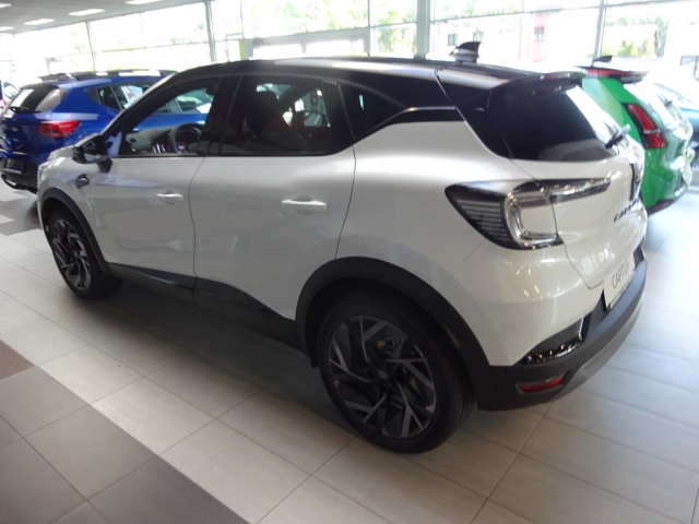 Renault - CAPTUR ESPRIT ALPINE E-TECH FULL HYBRID 160