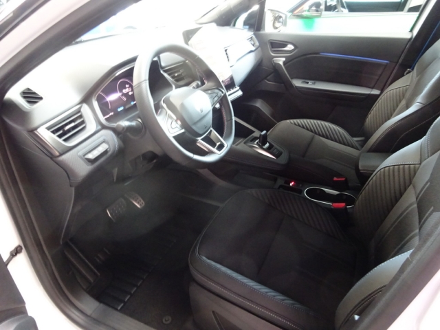 Renault - CAPTUR ESPRIT ALPINE E-TECH FULL HYBRID 160